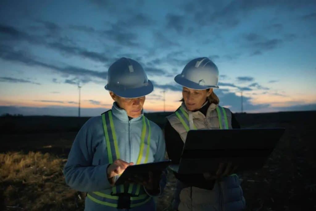 Field technician assistant being used by 2 techs